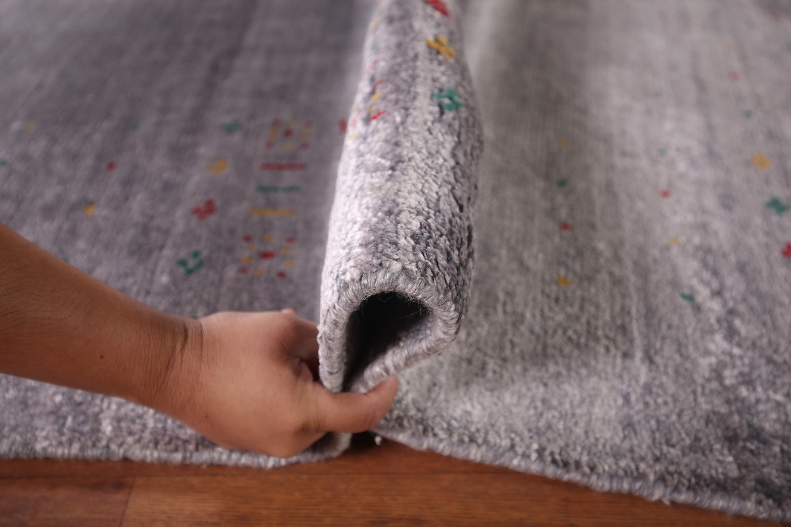 Gray Tribal Square Area Rug 8×8 Handmade with Artistic Color for Chic Interiors