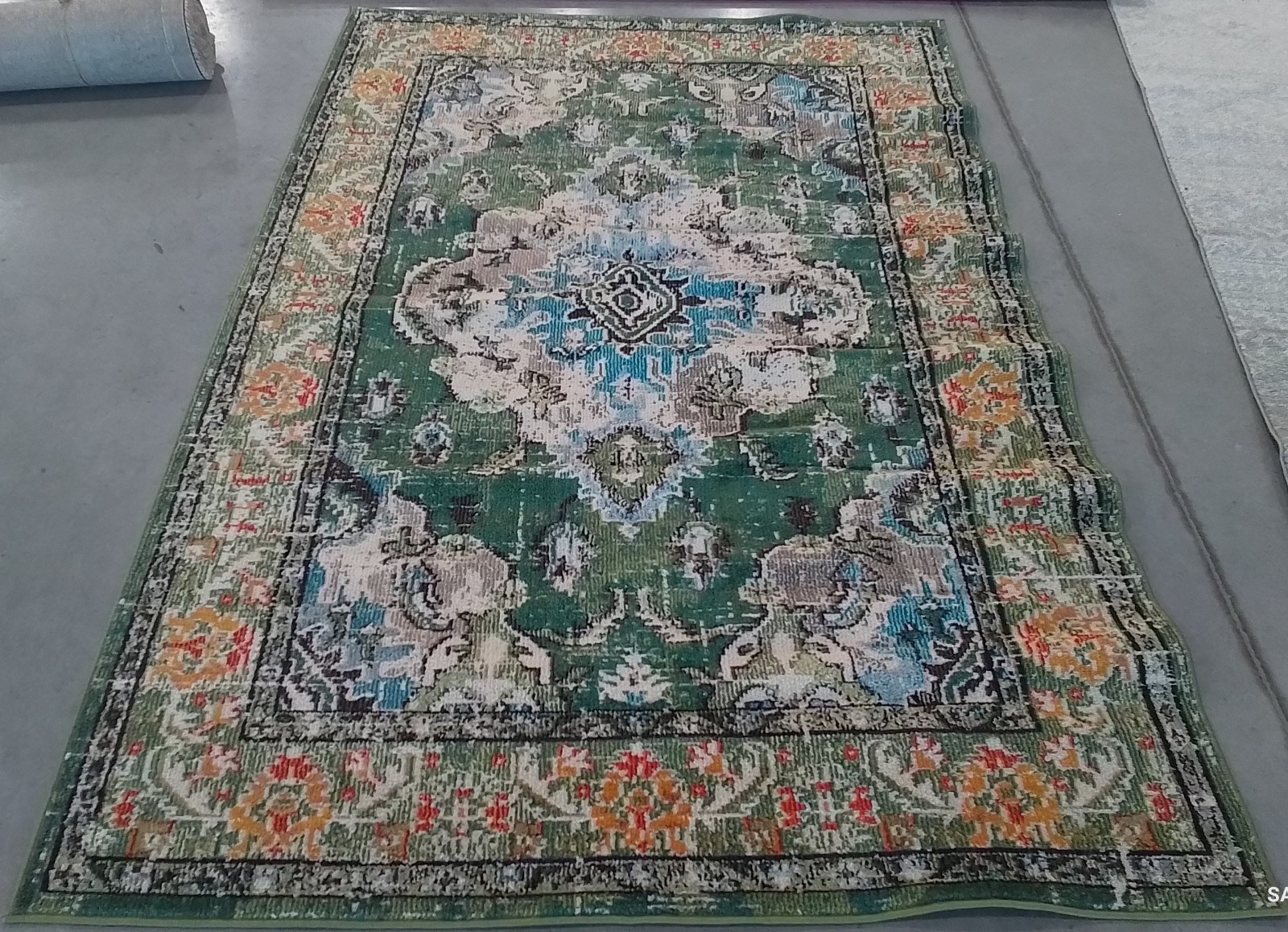 FGREEN / LIGHT BLUE 5′-1″ x 7′-7″ Flaw in Rug Reduced Price 1172780050 MNC243F-5