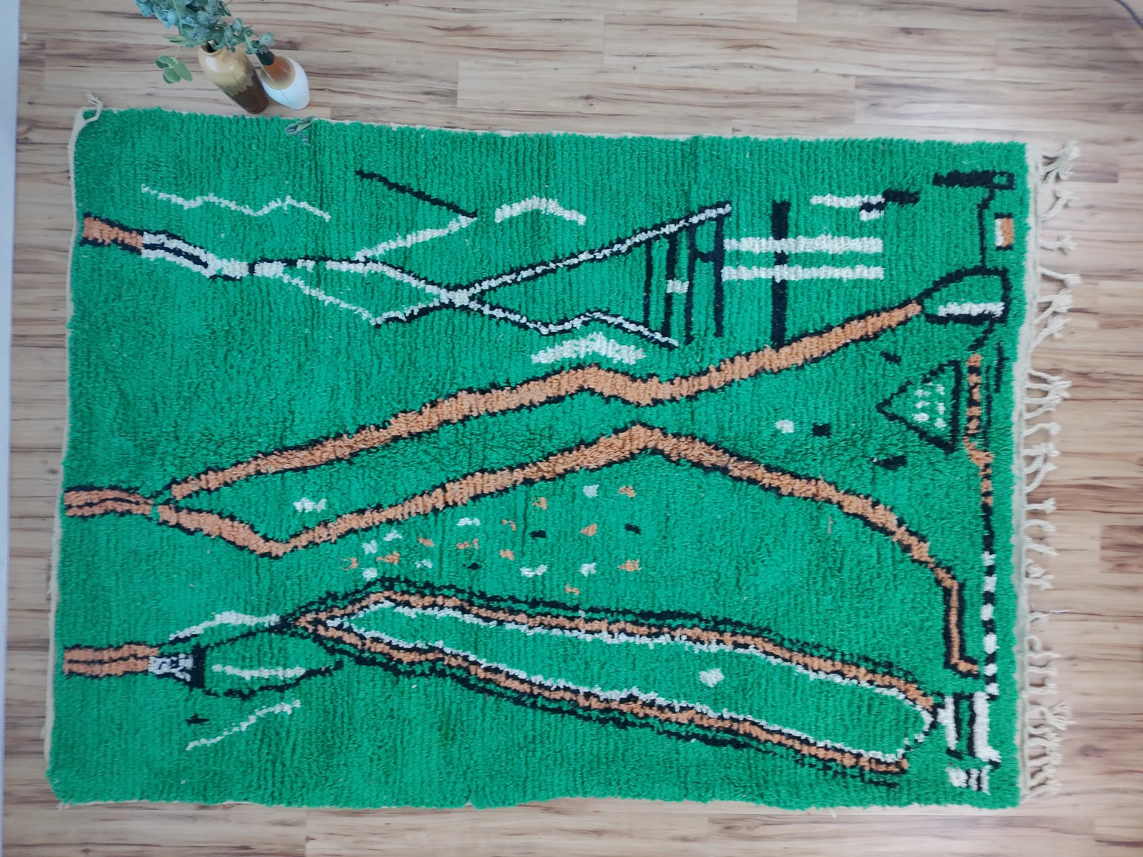 Handmade Moroccan Beni Mrirt Rug 9’7″ x 6’9″ Emerald Green Abstract Wool Rug
