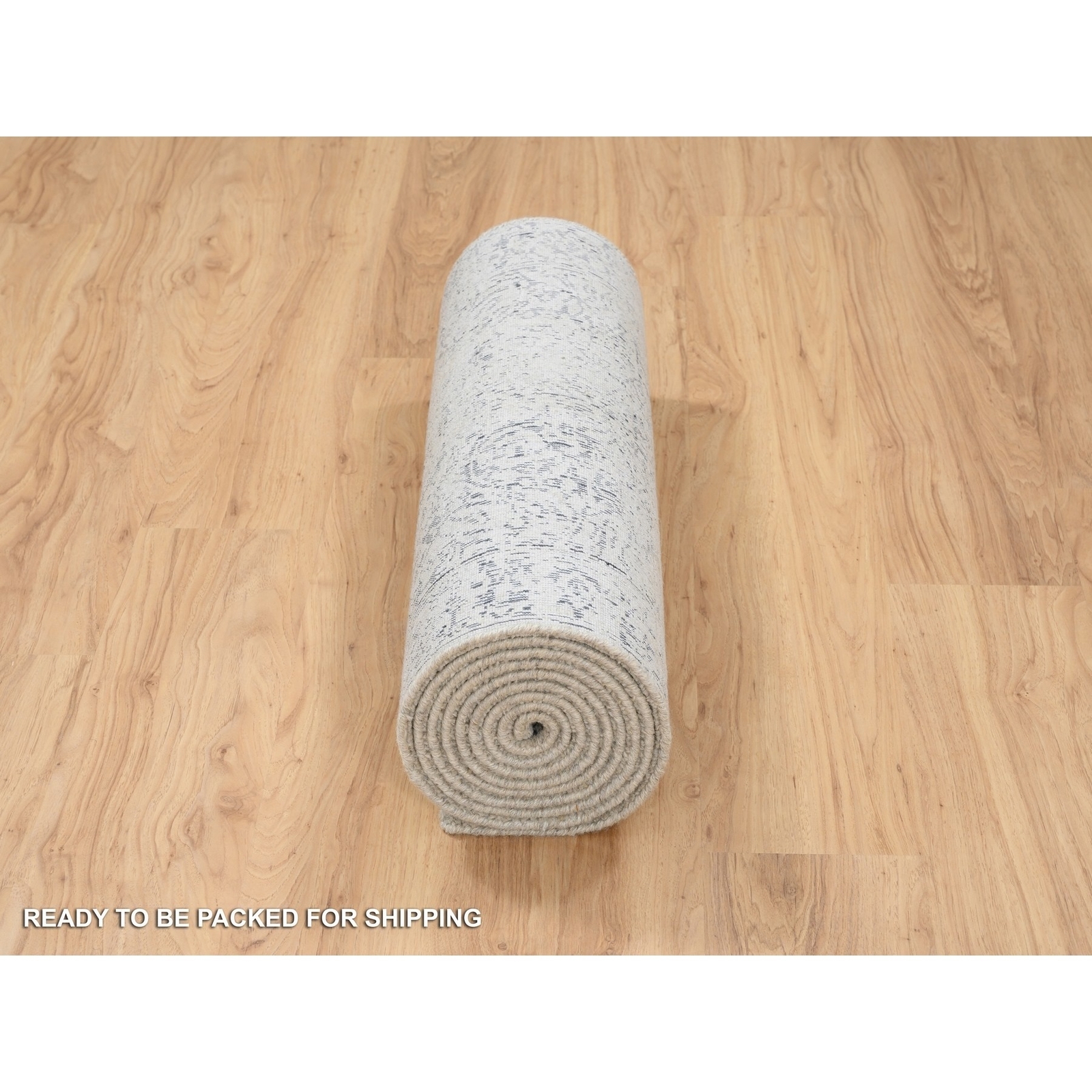 2’7″x12’2″ Wool and Silk Hand Loomed Light Gray Fine Jacquard Runner Rug R63277