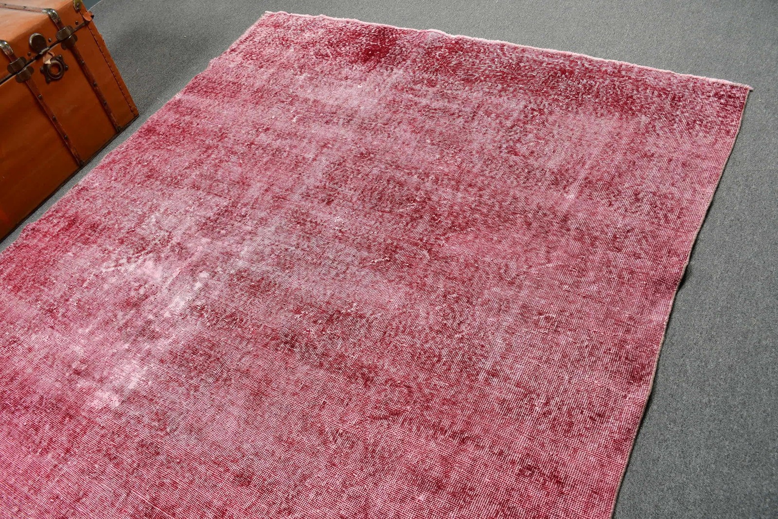 Vintage Turkish Rug 6,3×9,5 ft (193×290 cm), Red Bordered Wool Rug