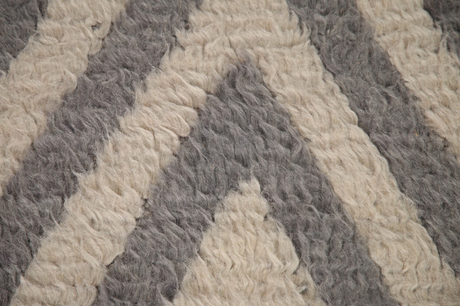 Chevron Moroccan Shaggy Wool Hand-knotted Contemporary Room Size Rug 8×10 Carpet