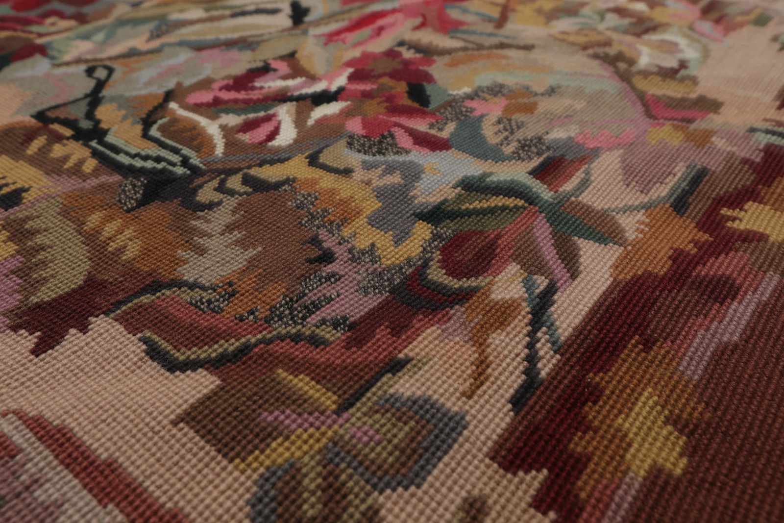5’9”x8’10” Hand Woven Wool Ivory French Aubusson Tapestry Traditional Rug