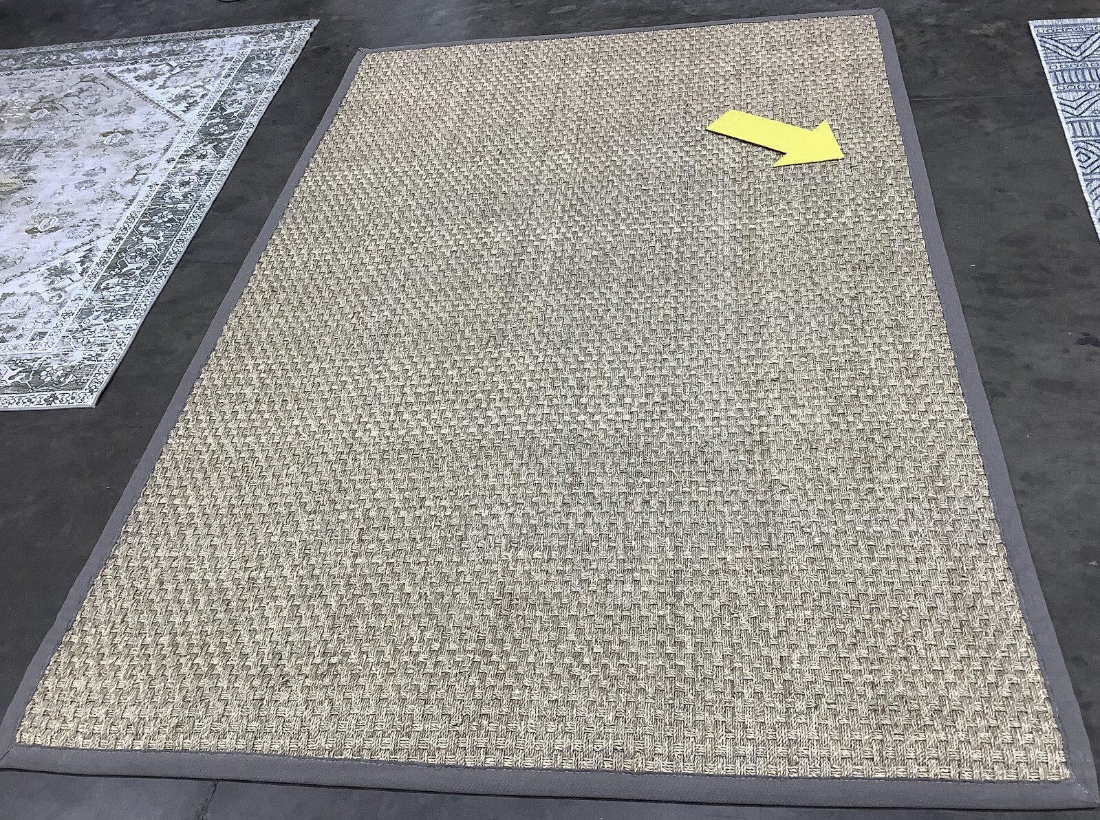 NATURAL / GREY 6′-0″ x 9′-0″ Broken Thread Rug Reduced Price 1172681195 NF114P-6
