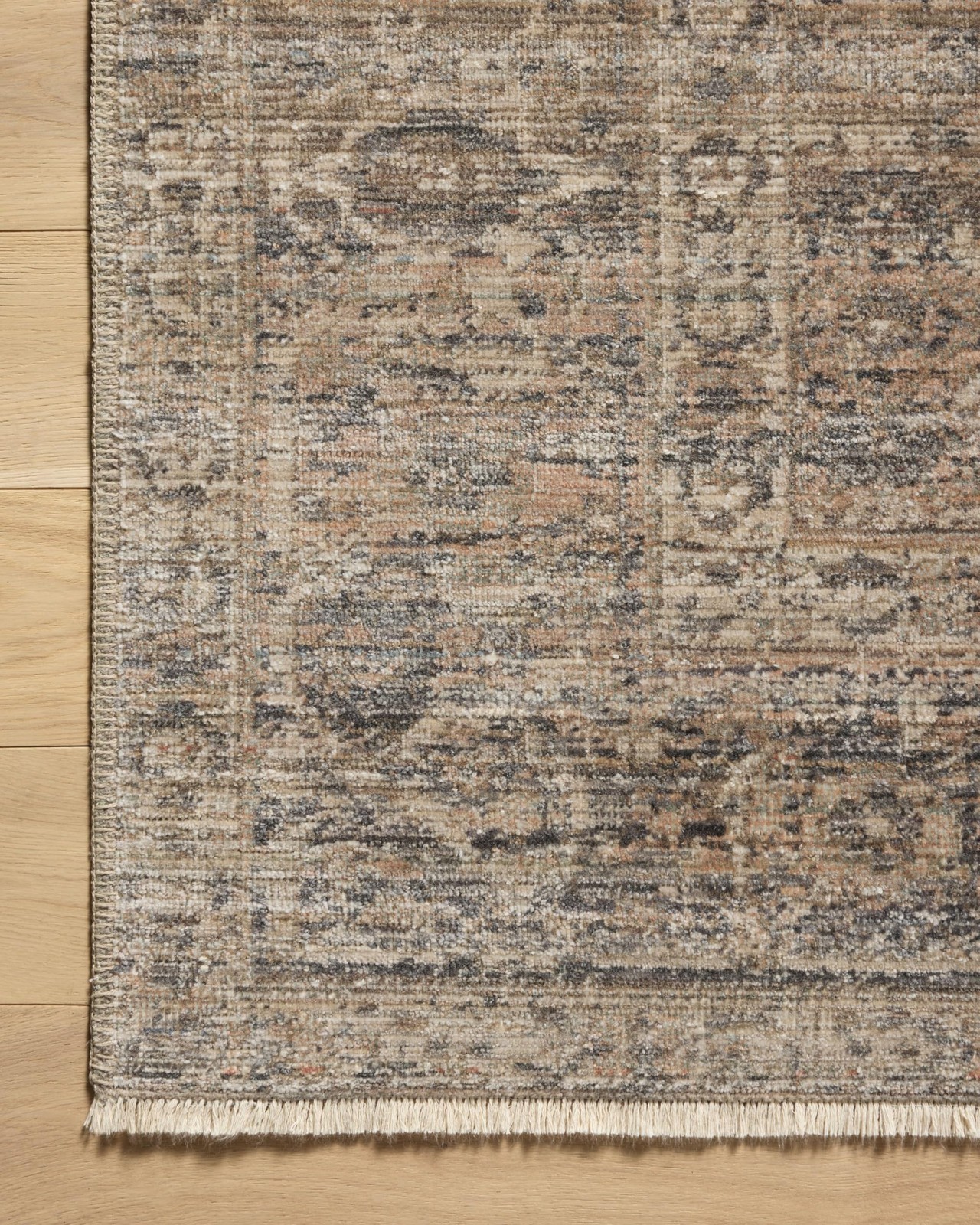 Loloi Amber Lewis Molly Navy/Blush 2′-3″ x 3′-10″ Accent Rug