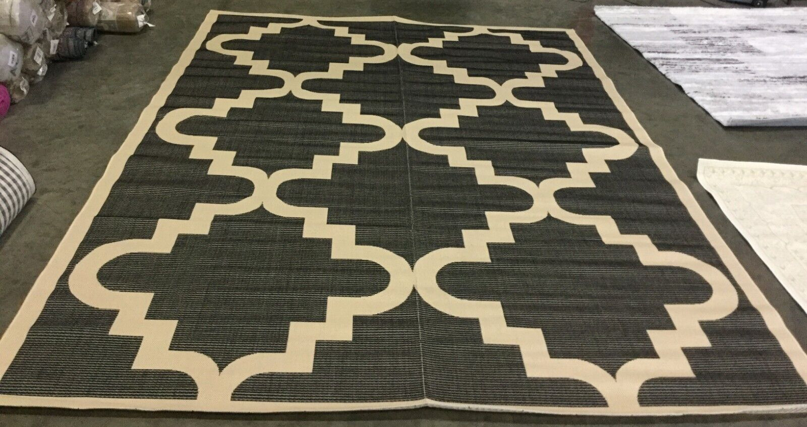 BLACK / BEIGE 9′ X 12′-6″ Damaged Rug, Reduced Price 1172661837 CY6017-266-913