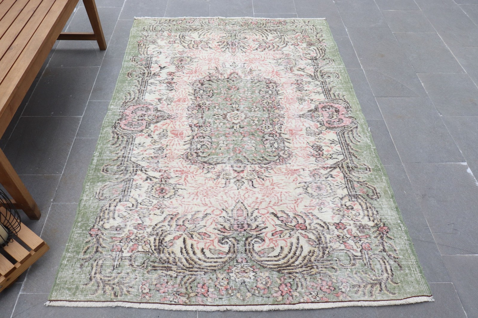 Vintage Turkish Rug 4,3×6,4 ft, Rug Green Floral Wool Rug