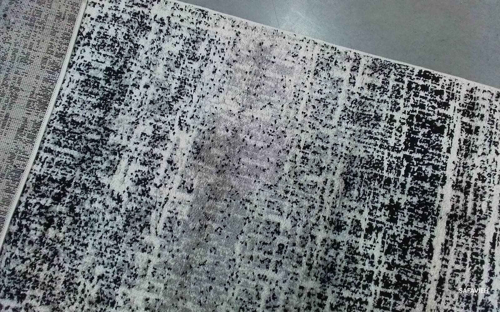 IVORY / BLACK 2′-6″ x 22′-0″ Back Stain Rug Reduced Price 1172771692 ADR116B-222