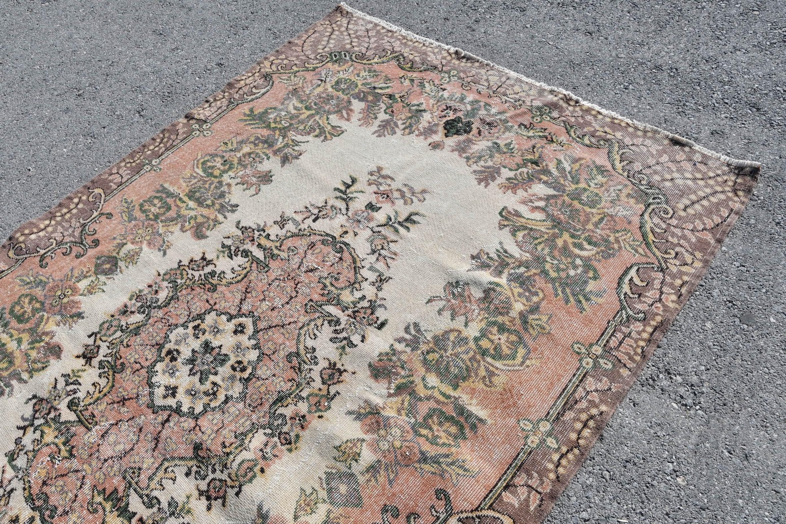 Turkish Vintage Rug, 5,4×8,8 ft Large Rug, Brown Pink Oriental Rug