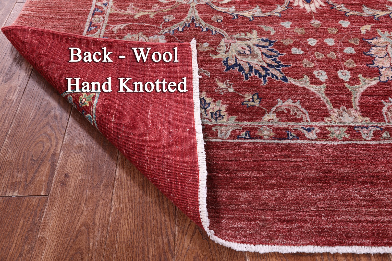 Red 8′ 1″ X 10′ 0″ Traditional Handmade Wool Rug – Q15626