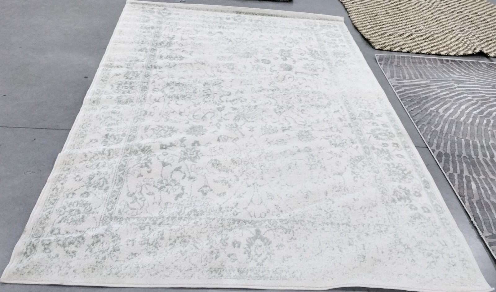 IVORY / SAGE 6′-0″ x 9′-0″ Back Stain Rug, Reduced Price 1172764246 ADR109V-6