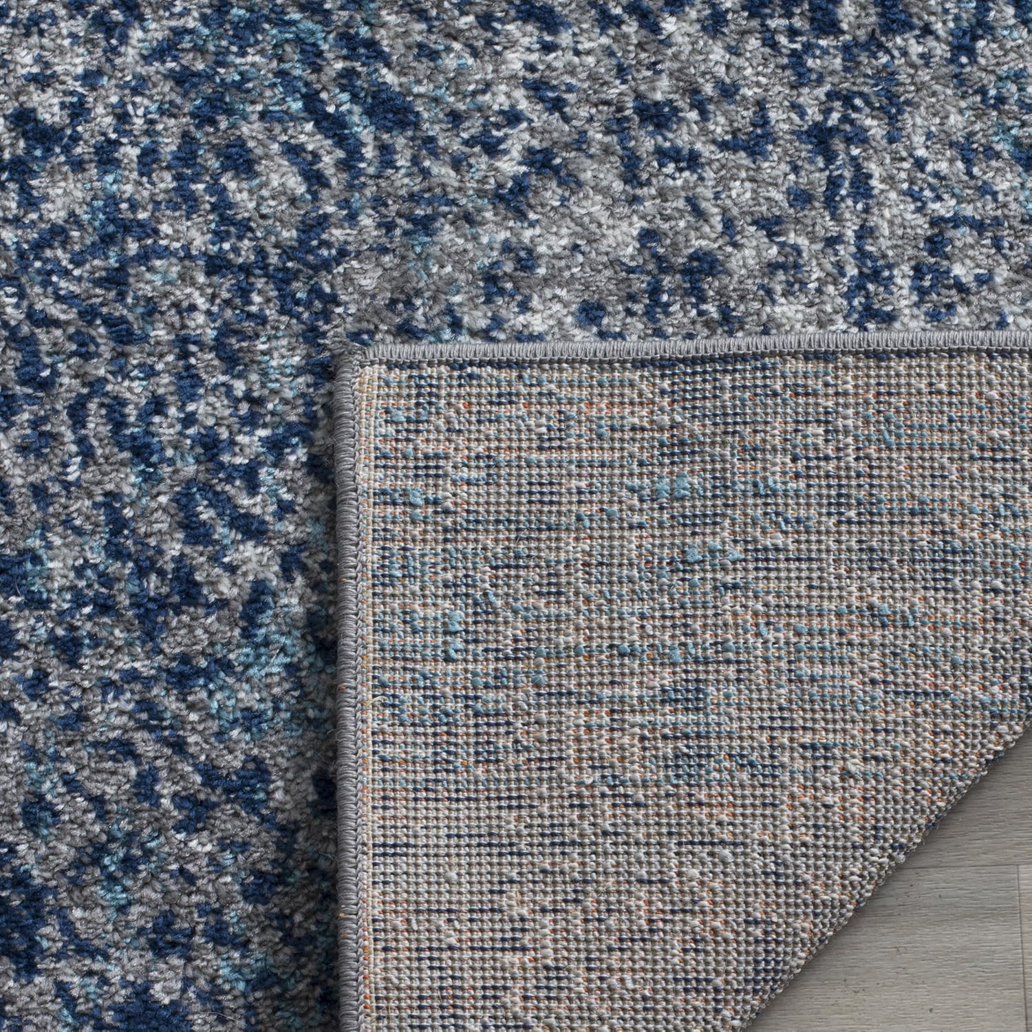 Madision Glam Ogee Trellis Area Rug 9′ x 12′ Navy & Silver, Easy Care