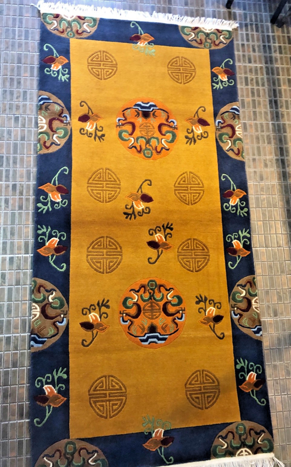 Hand knotted Tibetan cloud Traditional carpet ( 90 cm × 180 cm)