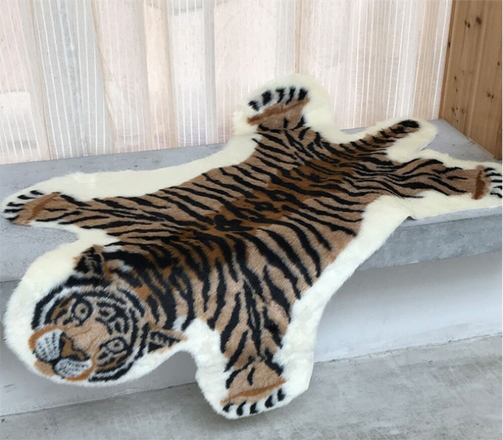 Tiger Printed Faux Area Rugs Animal Mat Carpet Anti-skid Leather for Home Decor