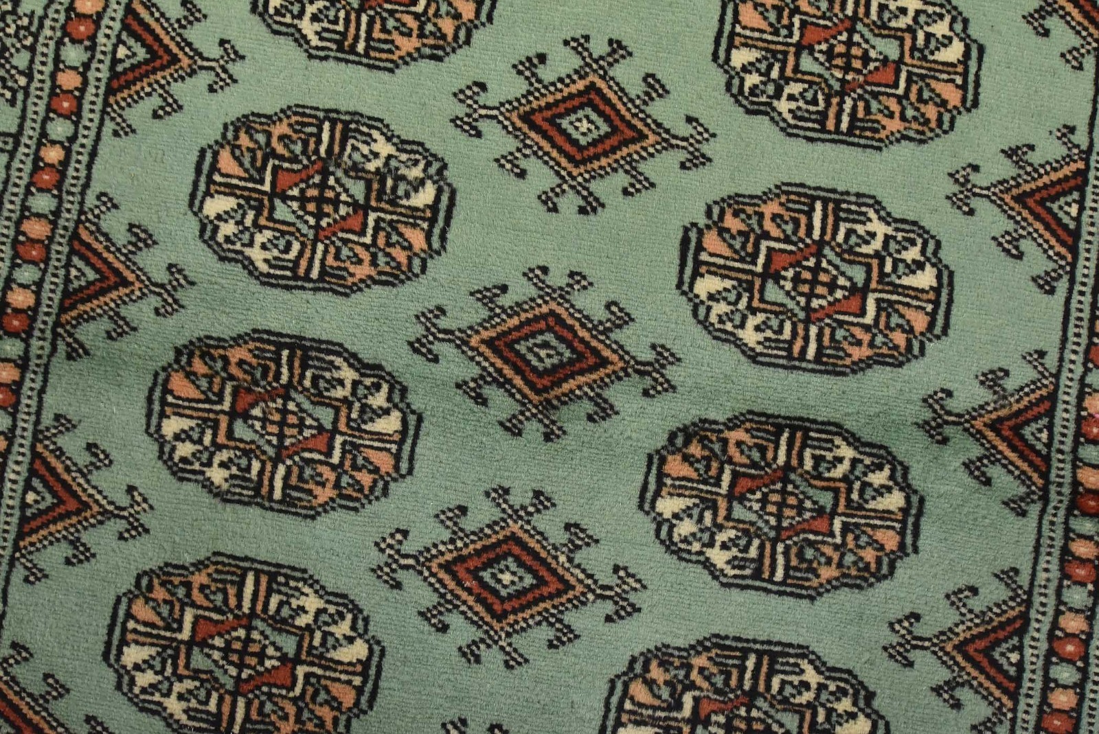 Bokhara Rug 3’2” x 5’2” Green Wool Tribal Hand-Knotted Oriental Carpet