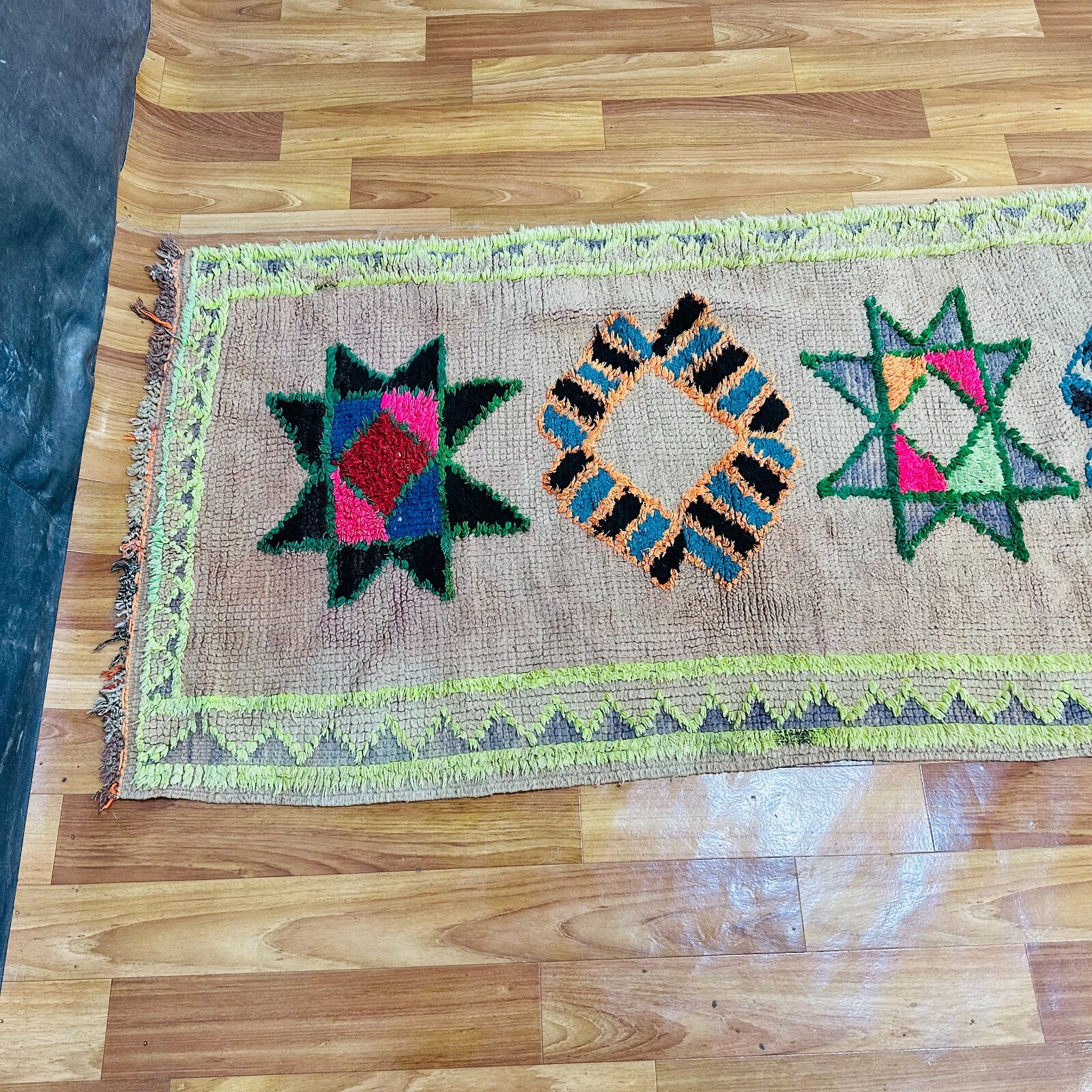Bohemian Moroccan Shag Runner 32×126 in – Handmade Wool – Star Design Neon Accen