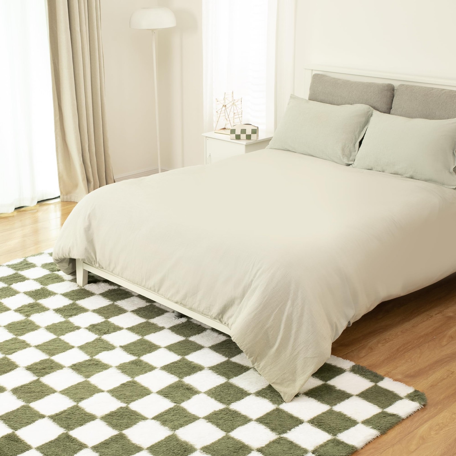 Super Soft Rug for Bedroom, 8×10 Ft Green and White Area Rug Classic Checkere…