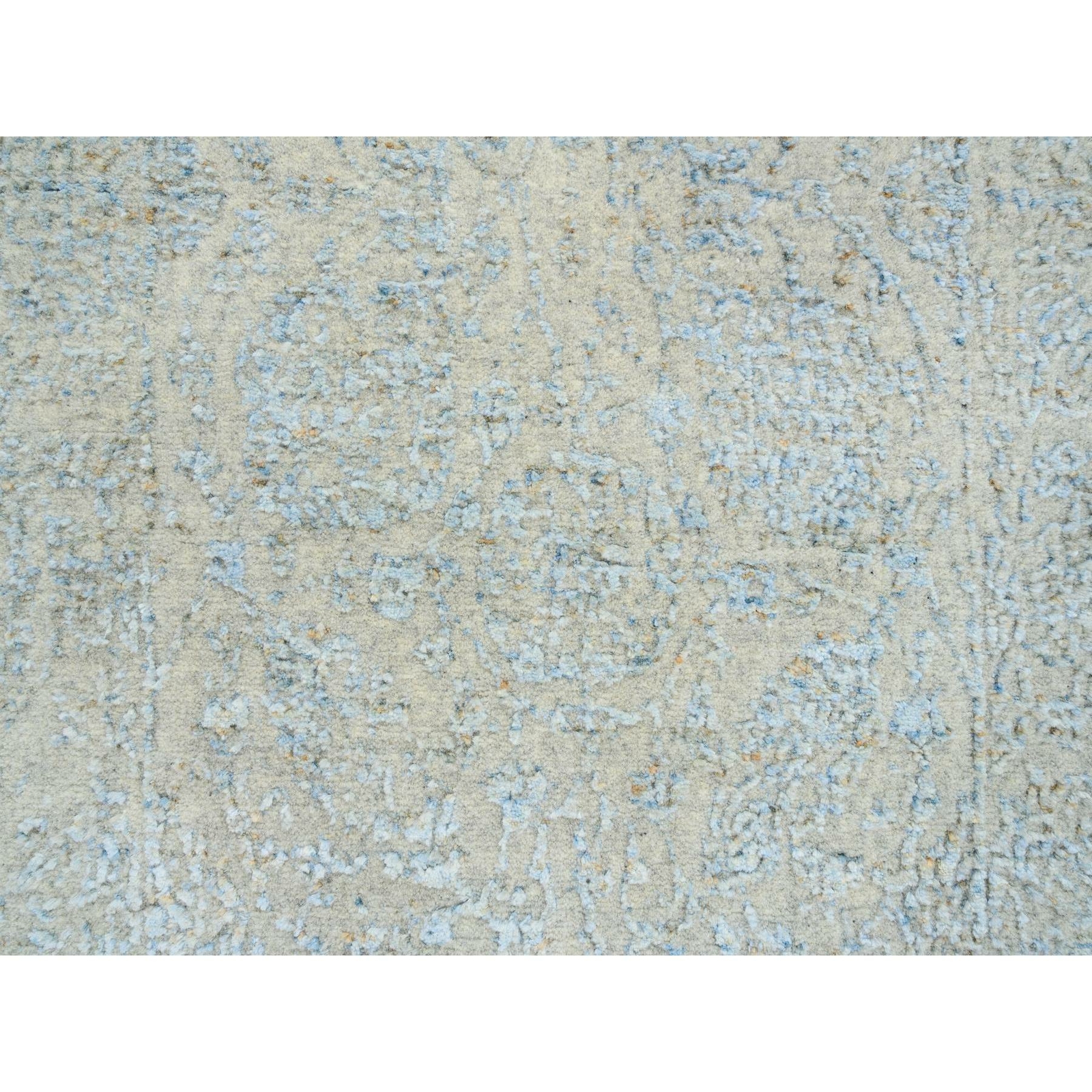 2’7″ x 12′ Gray Tebraz Wool and Silk Jacquard Hand Loomed Runner Rug R64552