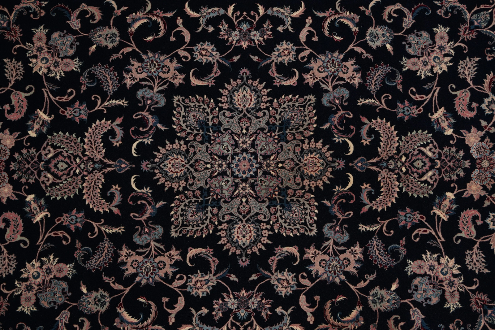 8×10′ Black Fine Quality Rug 18607