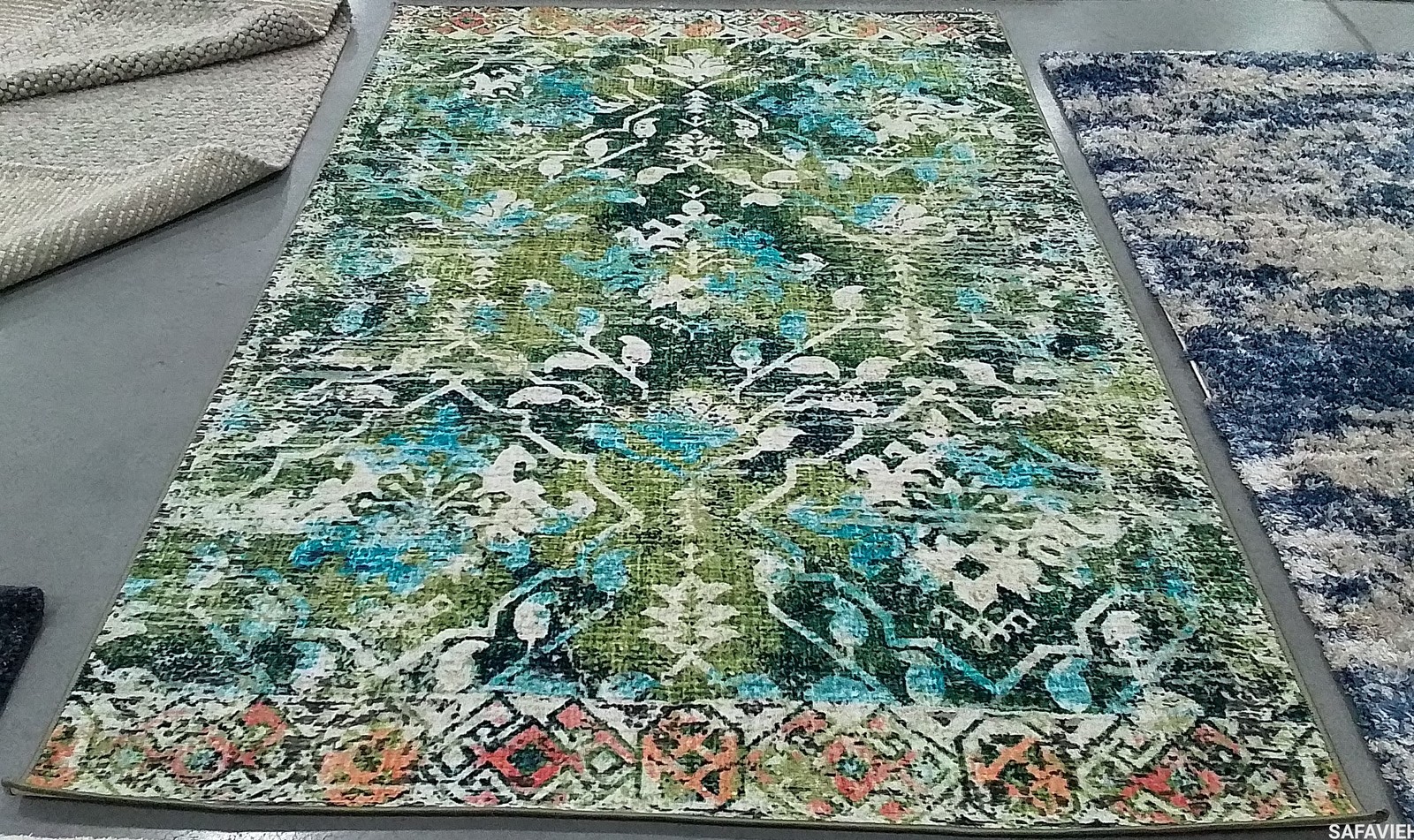 GREEN / LT BLUE 5′-5″ x 7′-7″ Back Stain Rug, Reduced Price 1172795568 RIV117Y-5