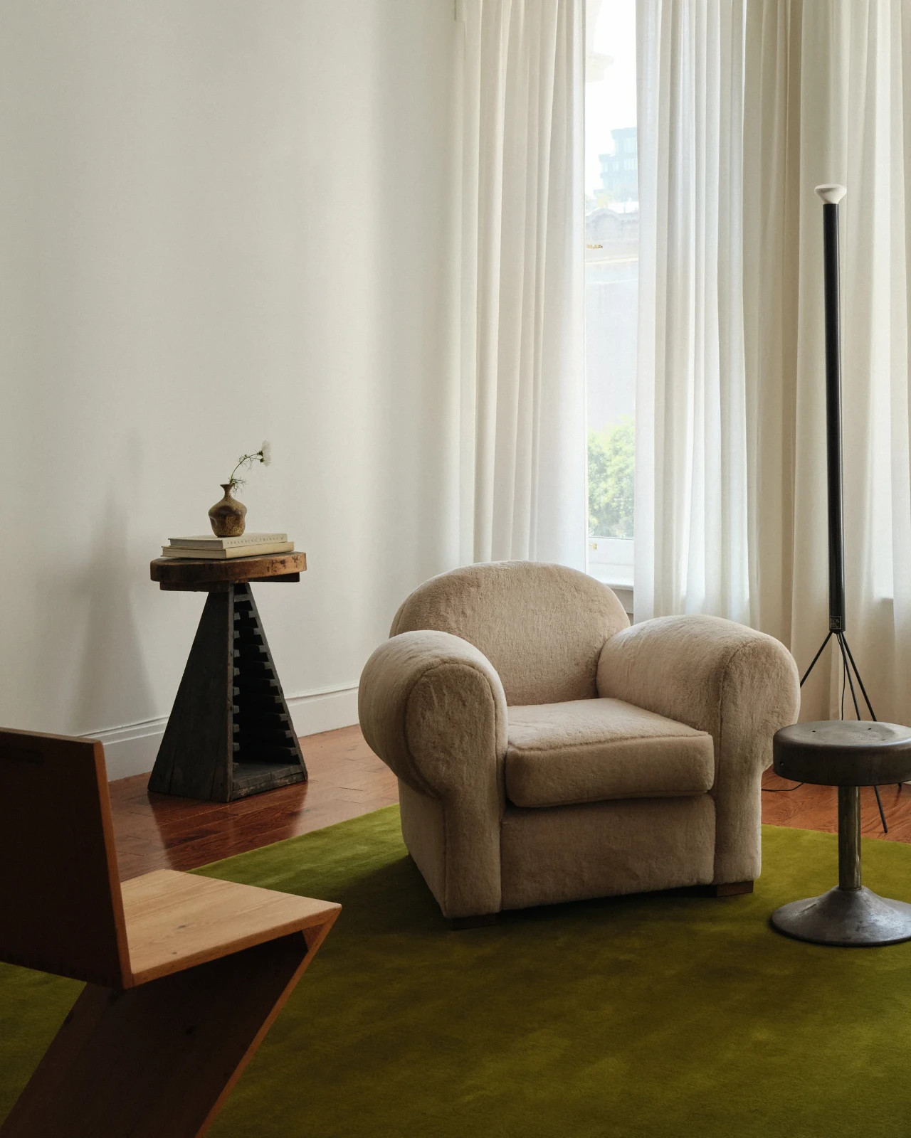 Nordic Knots Grand Milano Green Wool Rug Hand Tufted Olive Moss Carpet