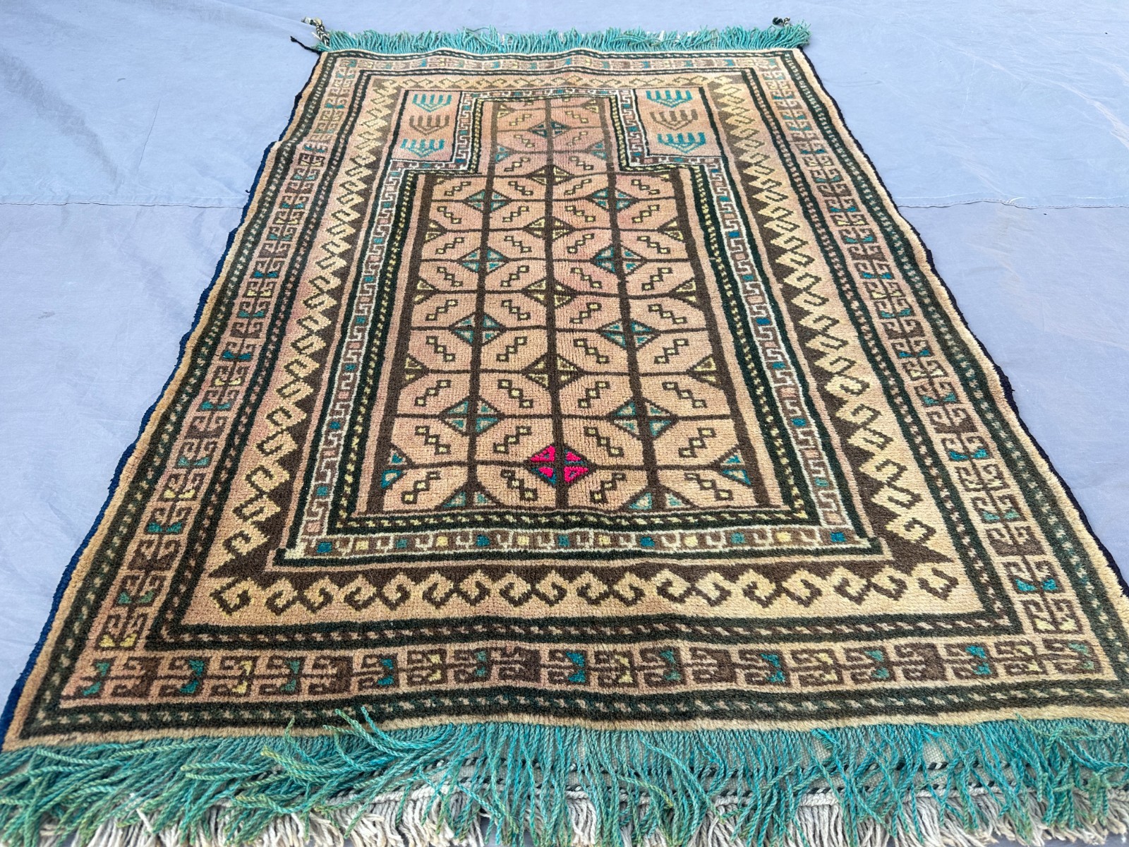 2’7 x 4 Ft Earthy Baluchi Tribal Wool Rug – Geometric Lattice Design Terracotta