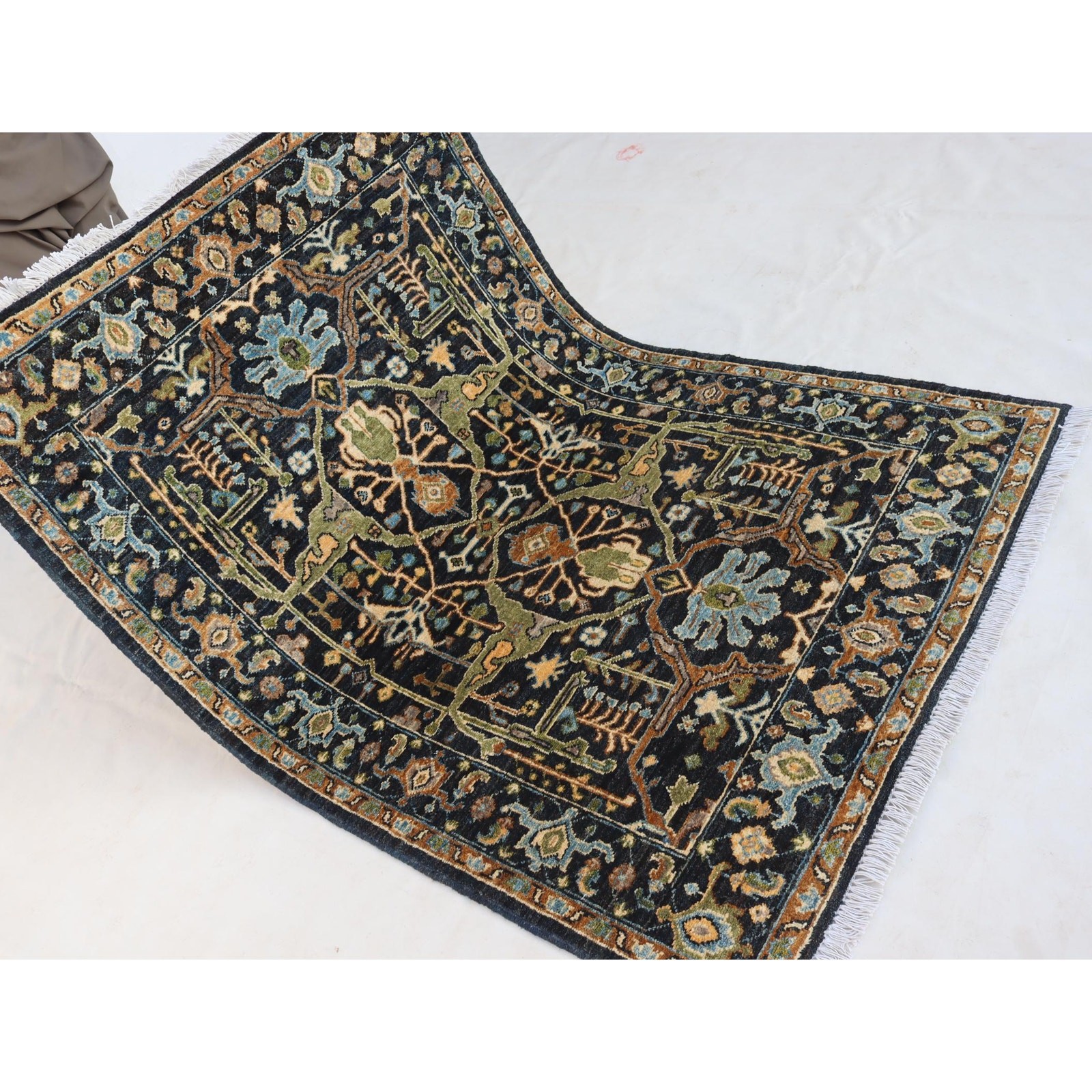 3×5 ft Black Bedjar High Quality Hand-Made Wool Rug ,(3.5×4.10)ft