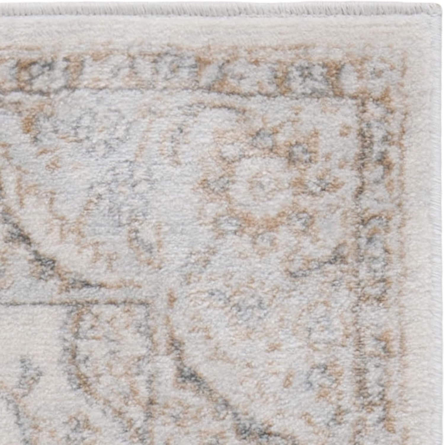 Isabella Area Rug 5’3″ x 7’6″ – Cream & Beige, Non-Shedding, Easy Care