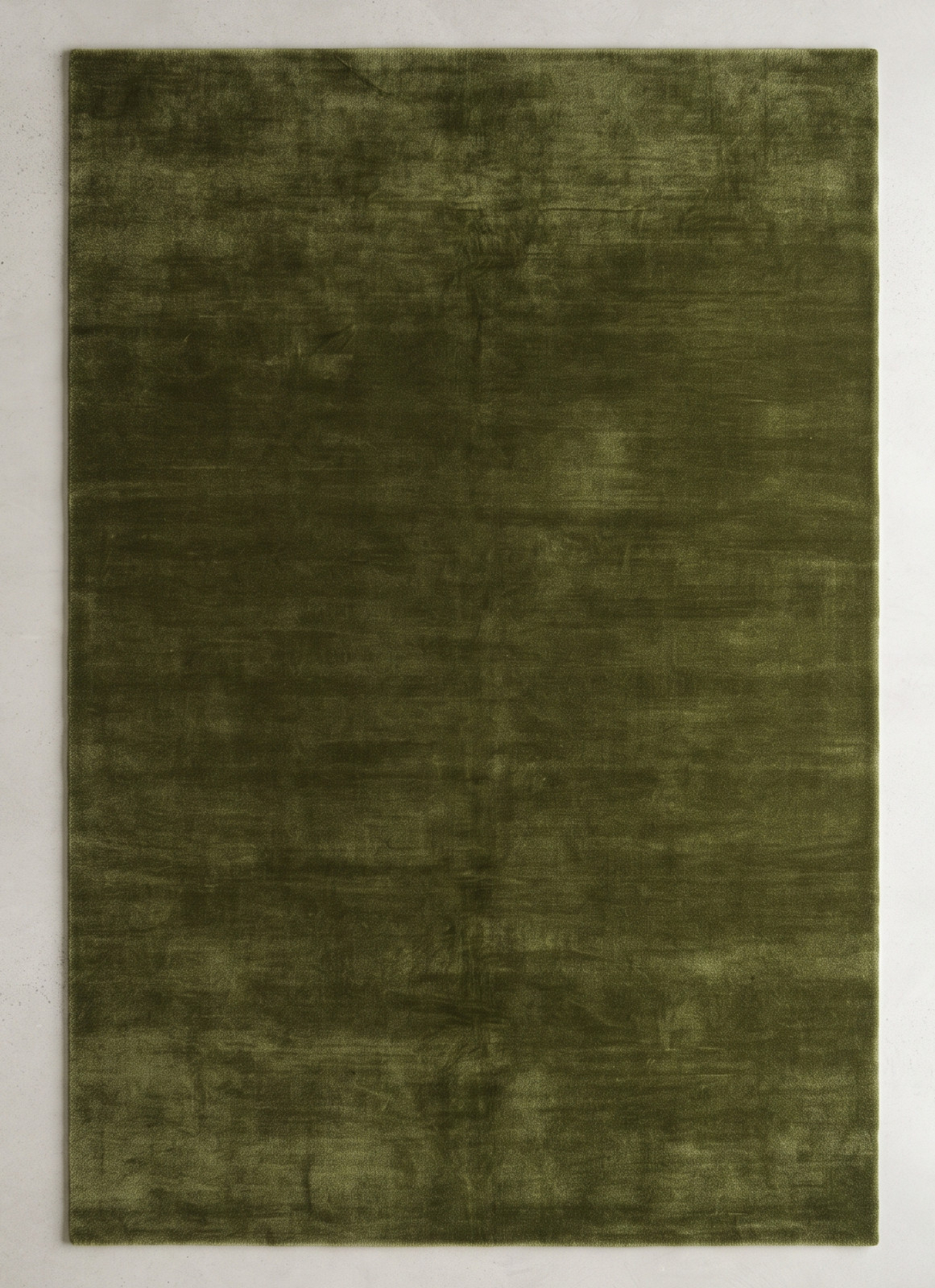 Hand-Tufted Wool Rug, Deep Olive Green, Soft Minimalist Solid Area Rug, 8×10
