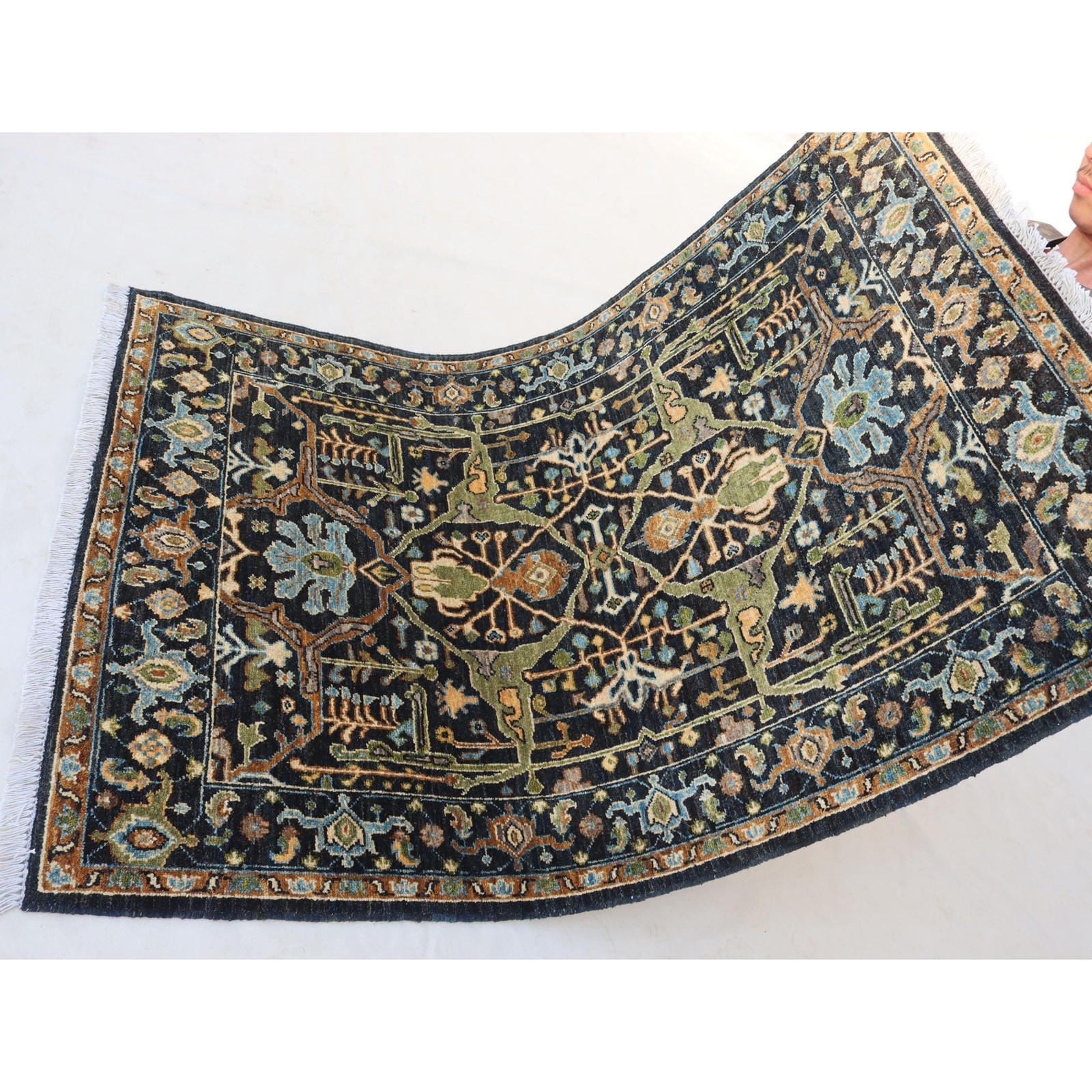 3×5 ft Black Bedjar High Quality Hand-Made Wool Rug ,(3.5×4.10)ft