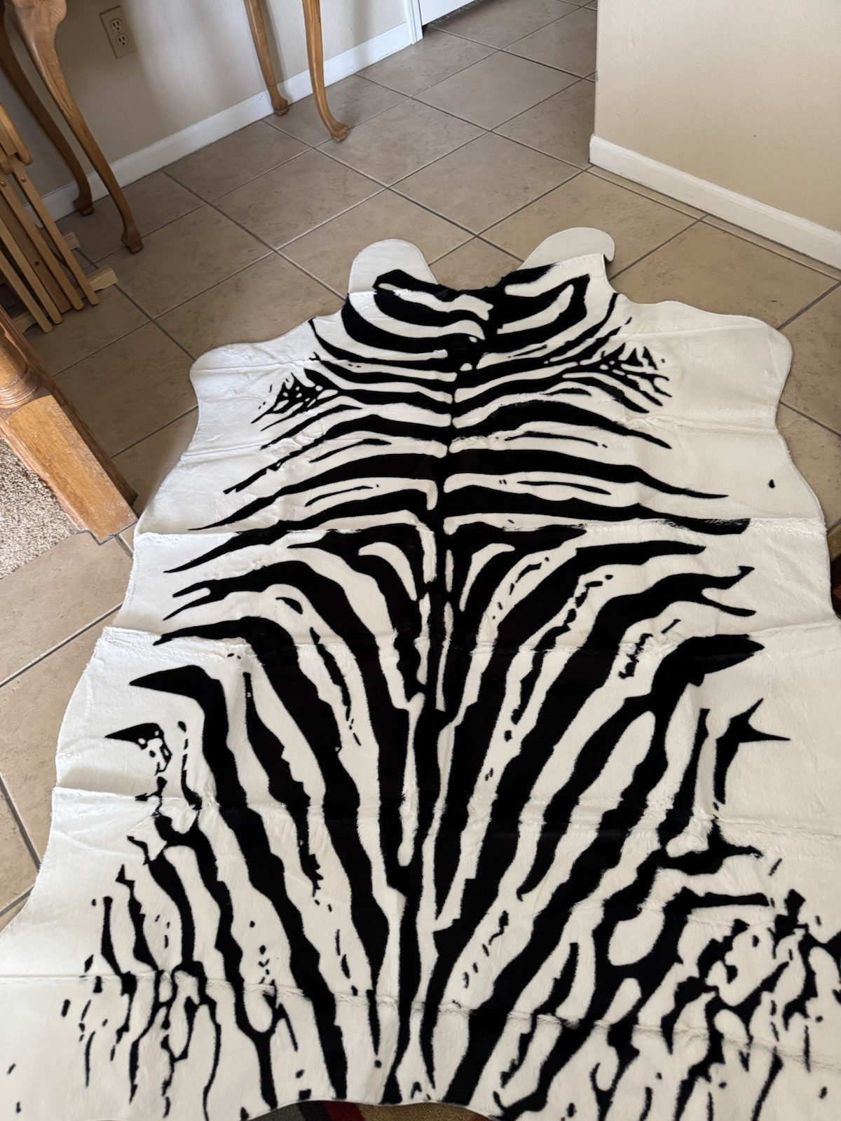 NEW SOFT Lux Big Zebra Area Rug 4.6 x 6 ft Faux Cowhide Fur ZOO Safari Wild Styl