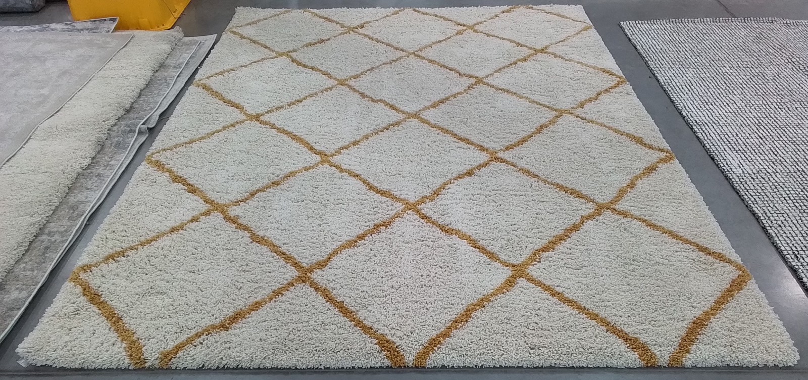 IVORY / GOLD 8′-0″ x 10′-0″ Flaw in Rug, Reduced Price 1172784924 SGH281E-8