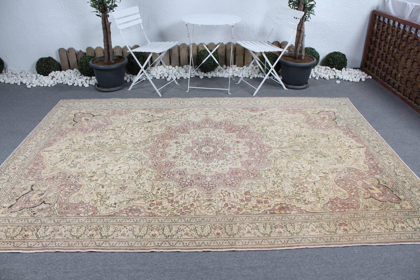 Turkish Vintage Large Rug 6,6×9,7 ft, Beige floral geometric Rug Wool
