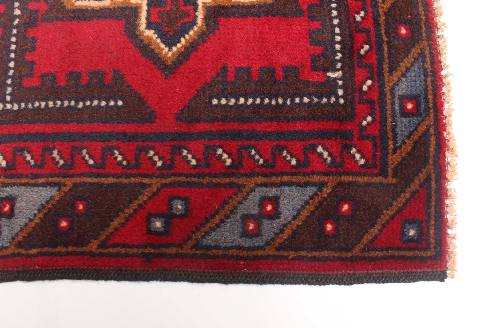 Vintage 3’3″ x 5’10” Traditional Hand Knotted Vegetable Dye Wool Area Rug