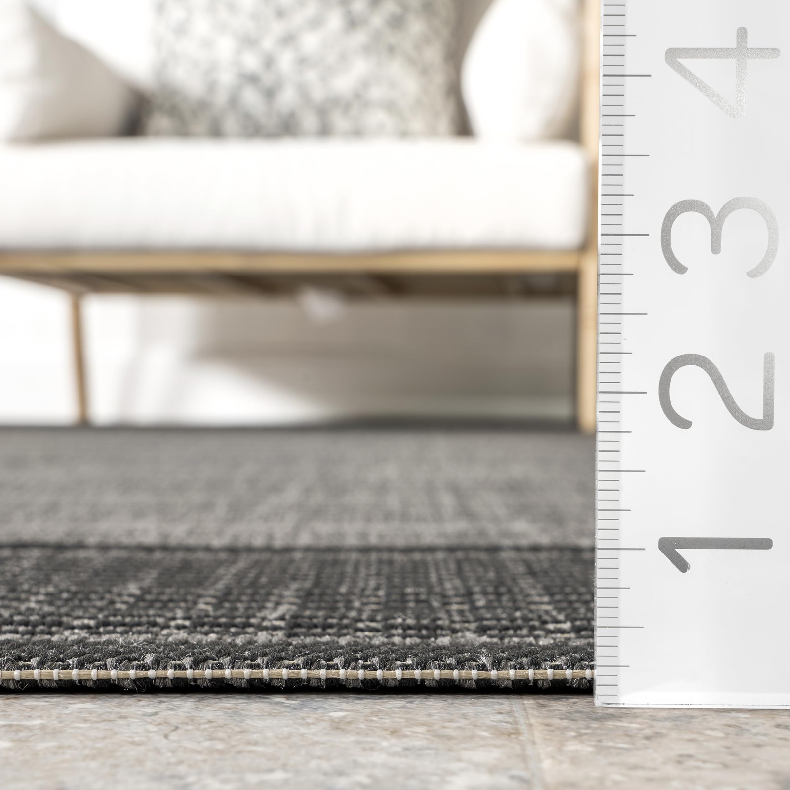 Outdoor Performance Gris Grey/Black, 3’9″ x 5’5″, Solid, Soft and Cozy, High …