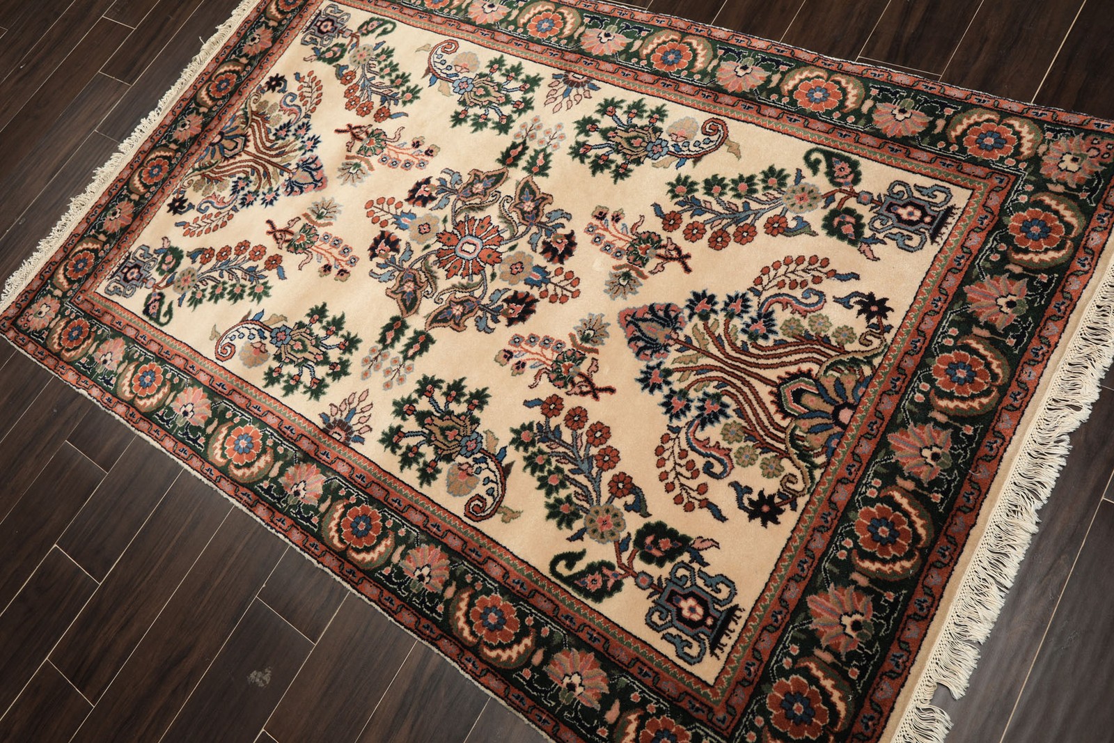 Indo Saroukk 200 KPSI Silky Sheen Rug 4×6 Hand Knotted New Zealand Wool Ivory