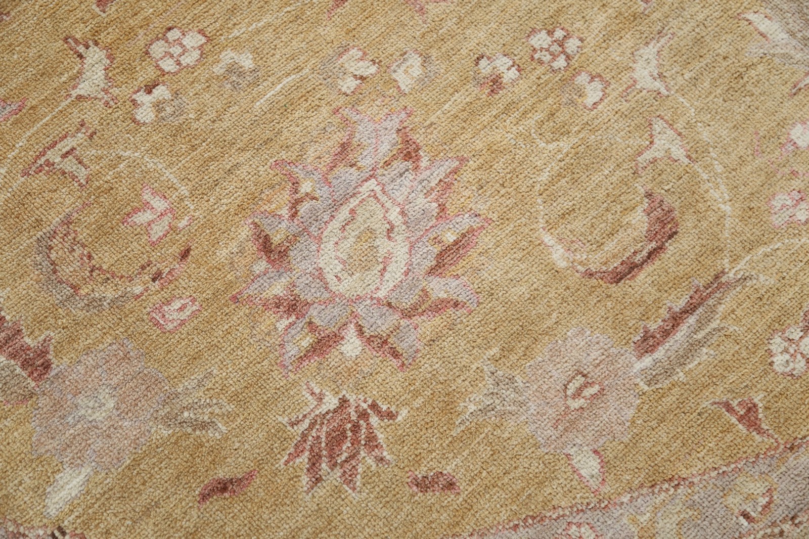 8×7 ft Handmade Beige, Gold, Blush Round Rug. Traditional Floral Circle Carpet
