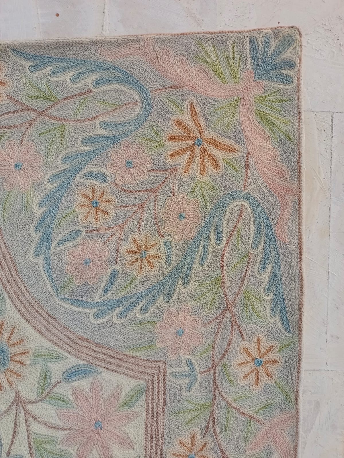 Vintage Amazing Kashmiri Chain Stitch Hand Wool Embroidered Rug Carpet FloorArea