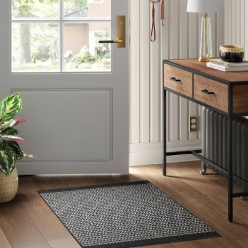 Washable Herringbone Rug Gray – Threshold™