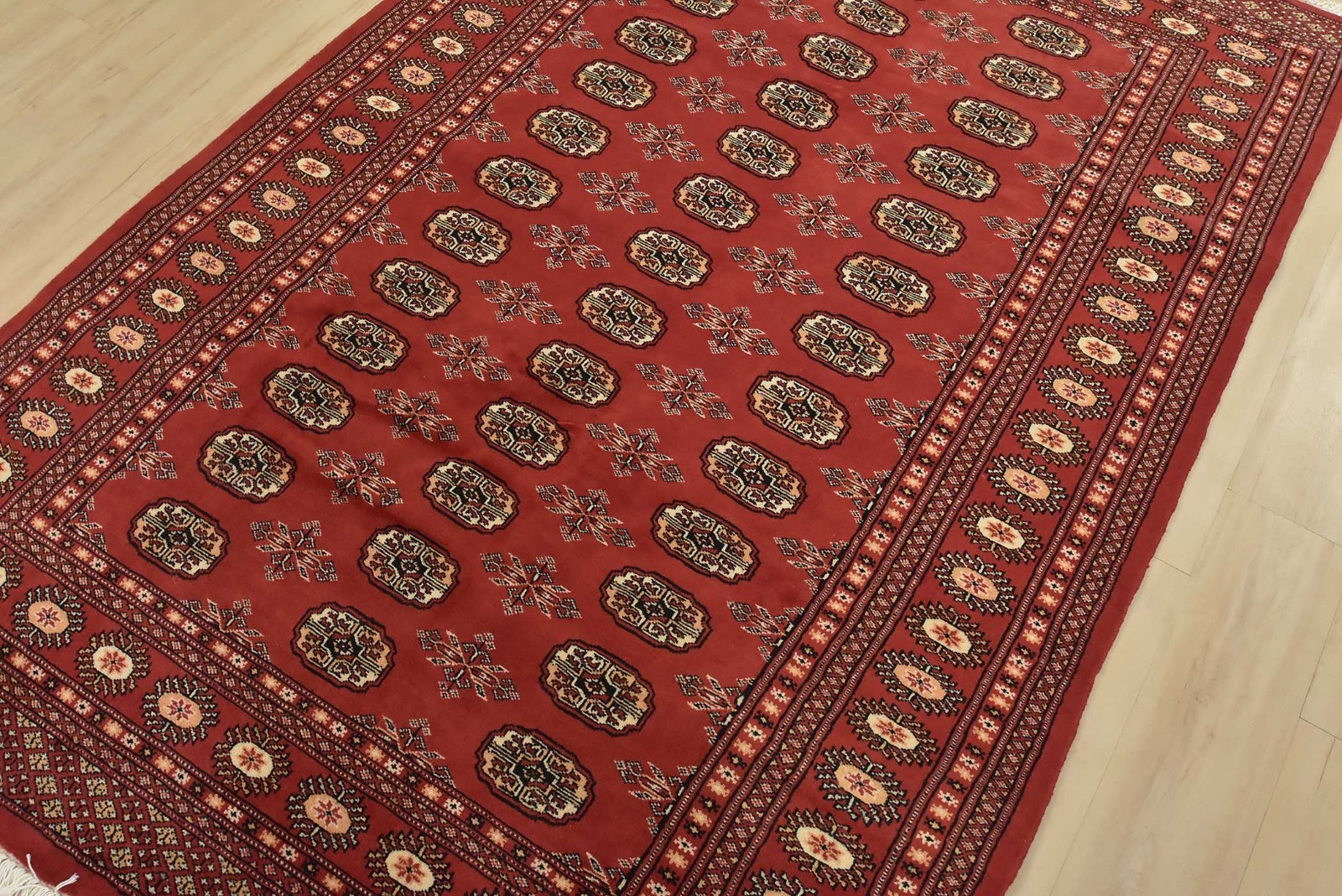 Bokhara Rug 5’2” x 7’9” Red Wool Tribal Hand-Knotted Oriental Carpet