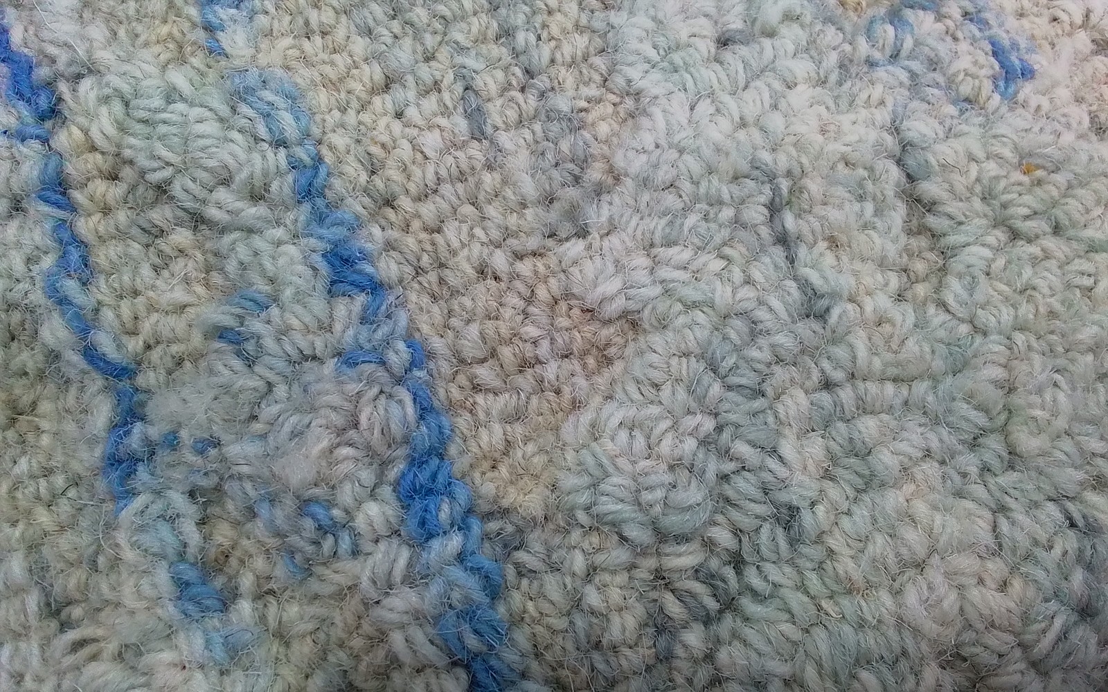 GREY / BLUE 6′-0″ x 6′-0″ Hole in Rug, Reduced Price 3172810361 MRQ505M-6SQ