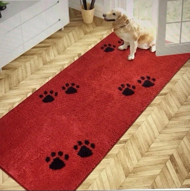 32 X 70 LARGE Red Rug With Paw Prints In Black Wipe Your Feet & Your Pets 🪧