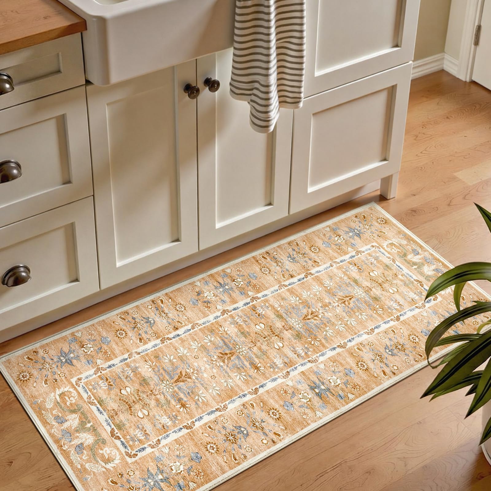 jinchan Runner Rug 2×5 Kitchen Washable Rug, Vintage Floral Carpet Hallway Ma…