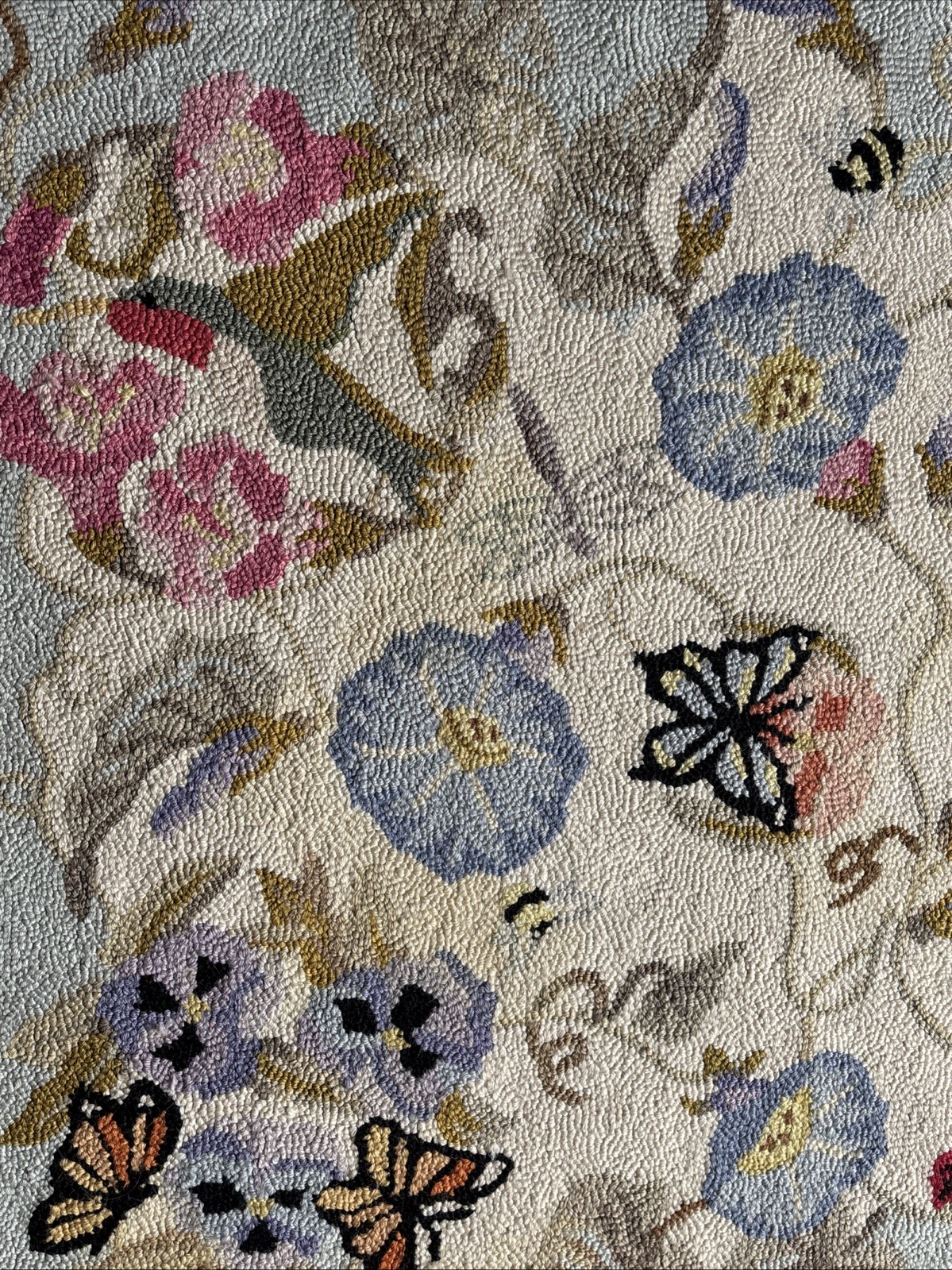 Claire Murray Hooked Wool Floral Rug 3×5 Hummingbirds Butterfly Bees Dragonflys