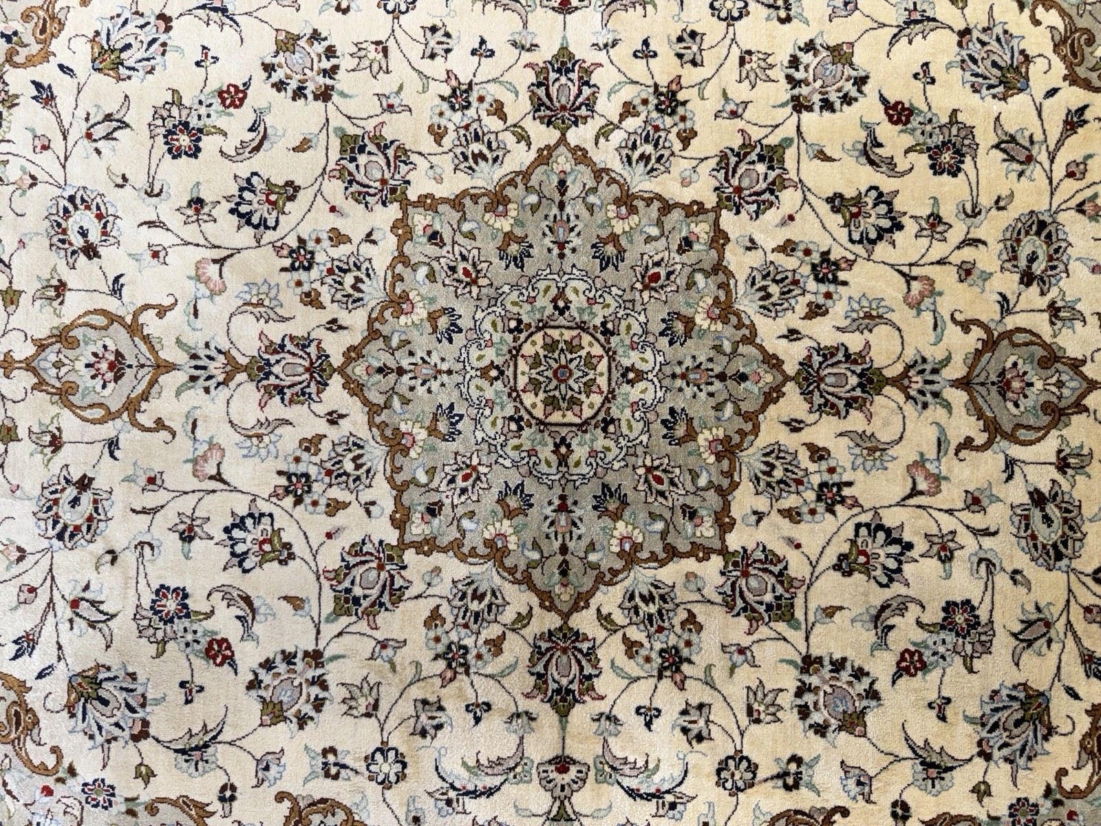 3×5 Luxurious Fine Hand-Knotted 100% Silk Persiane Qume Rug Handmade Beige