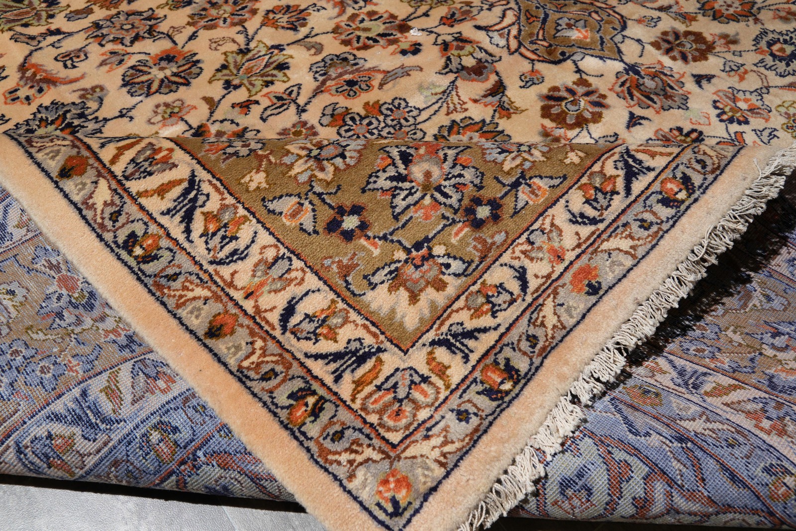 9.3 x 11.9 Estate Rug Perrsian Kashaan Light Colors #F-4121
