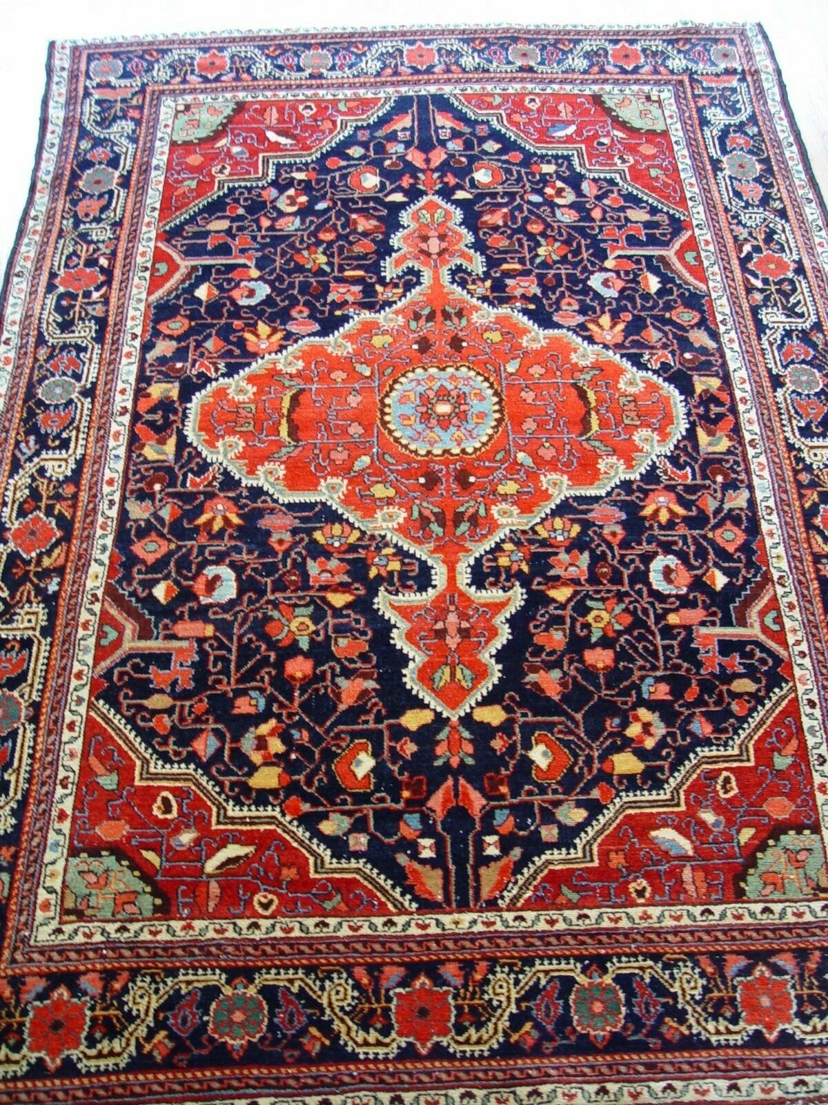 4’10″x7′ ANTIQUE FLORAL SAROUKK HAND KNOTTED WOOL ORIENTAL RUG CLEANED