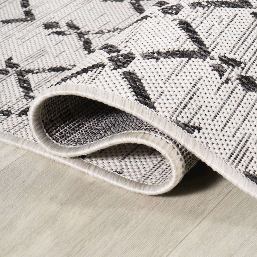 Ourika Moroccan Geometric TetuWeave Indoor/Outdoor Rug