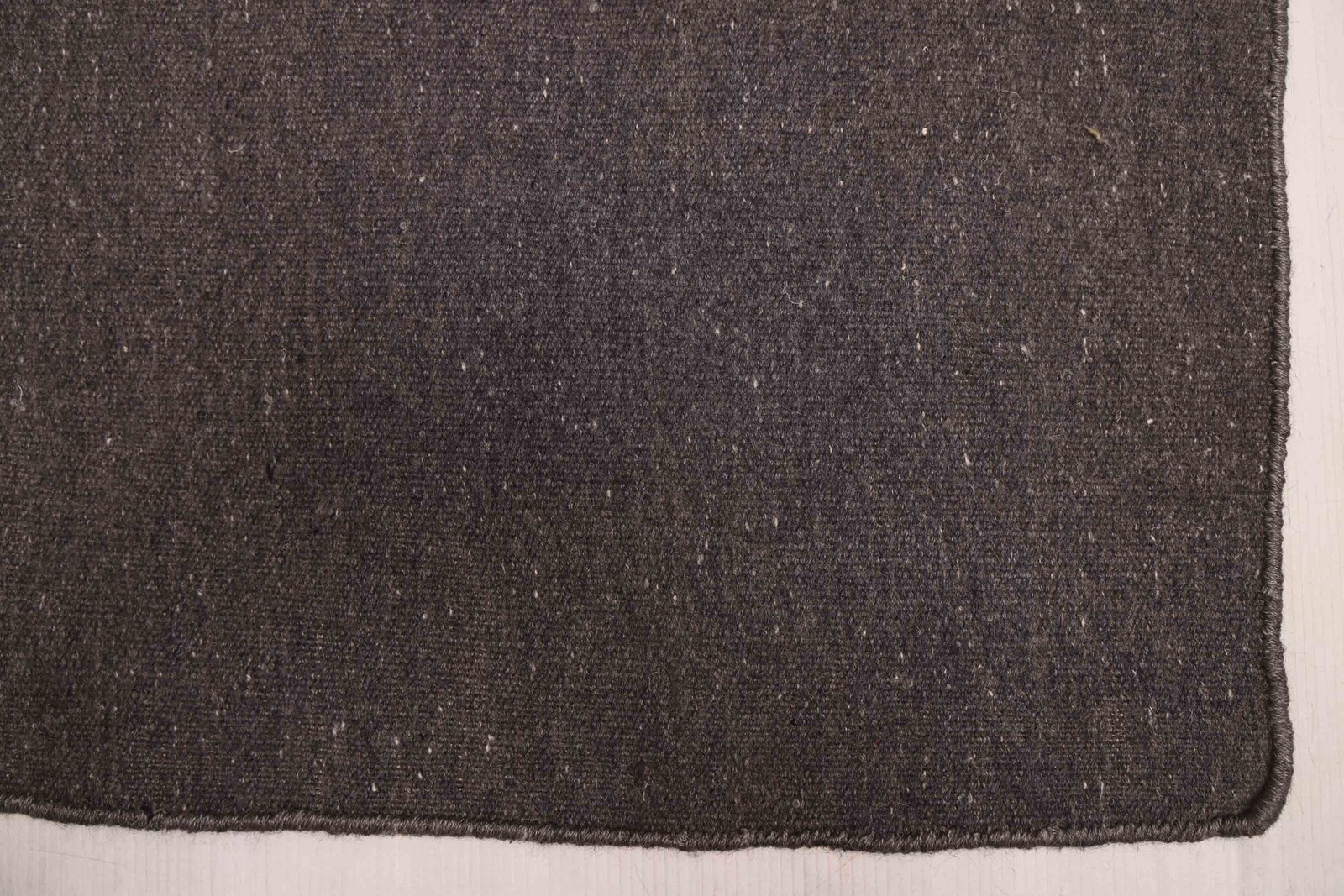 Vintage 5’10” x 9’0″ Traditional Wool Hand Woven Oriental Area Rug