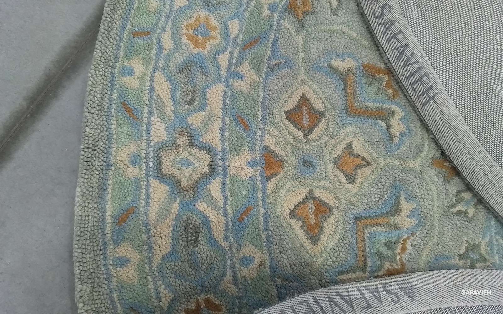 GREEN / IVORY 6′-0″ x 6′-0″ Flaw in Rug, Reduced Price 1172790744 HG227X-6R